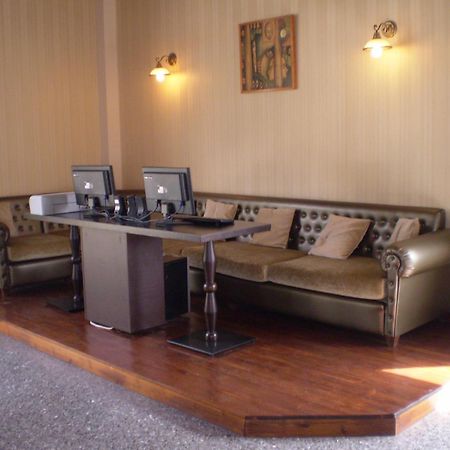 Byzantion Hotel Мистрас Екстериор снимка