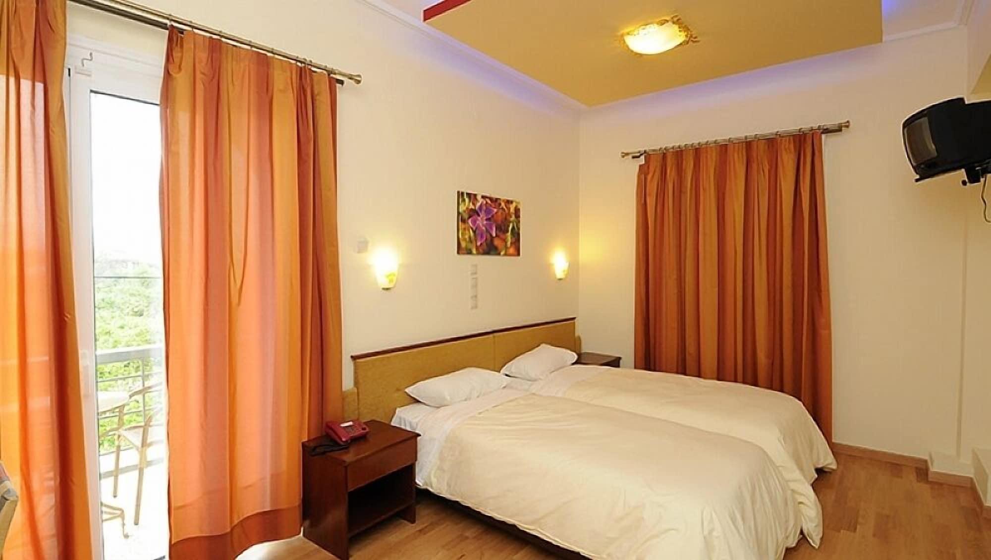 Byzantion Hotel Мистрас Екстериор снимка